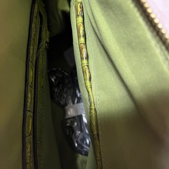 Faux Alligator Handbag - Picture 3 of 5